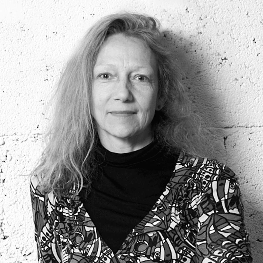 Portraitfoto von Ilona Pászthy